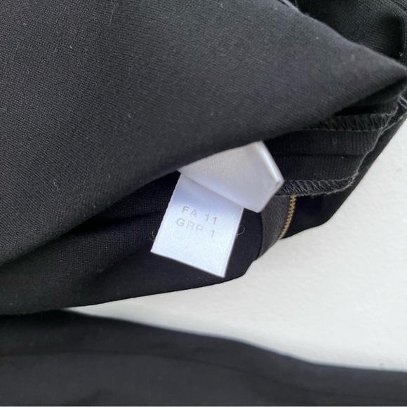 St. John Gold Label NWOT Black Gold Snap Zipper Angle Cargo Pointe Pant Size 8 - Picture 8 of 8